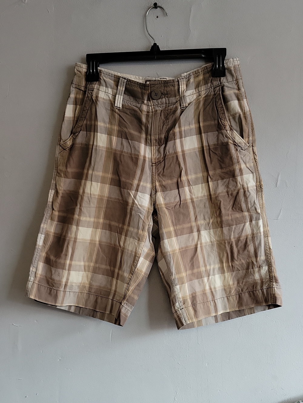 Y2k men's 30" waist Urban Pipeline brown plaid shorts